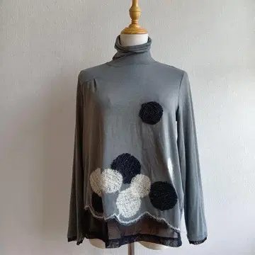 센소유니코 t.b 자수 티셔츠 메쉬