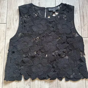 새상품급 ZARA 블랙 레이스 슬리브리스 S