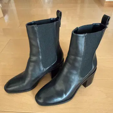 [ 미사용 ] ZARA 숏부츠 사이즈 37