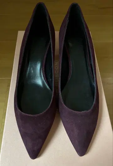 미사용 새상품 NT(NUMBER TWENTY-ONE) (엔티) 펌프스