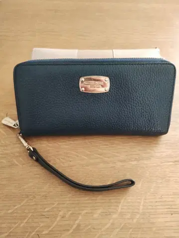 MICHAEL KORS 장지갑