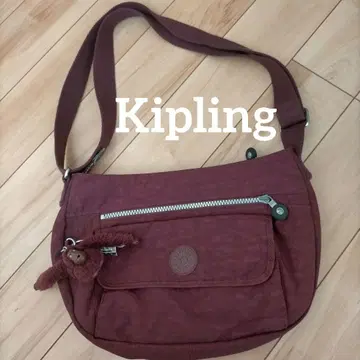 Kipling 숄더백 버건디