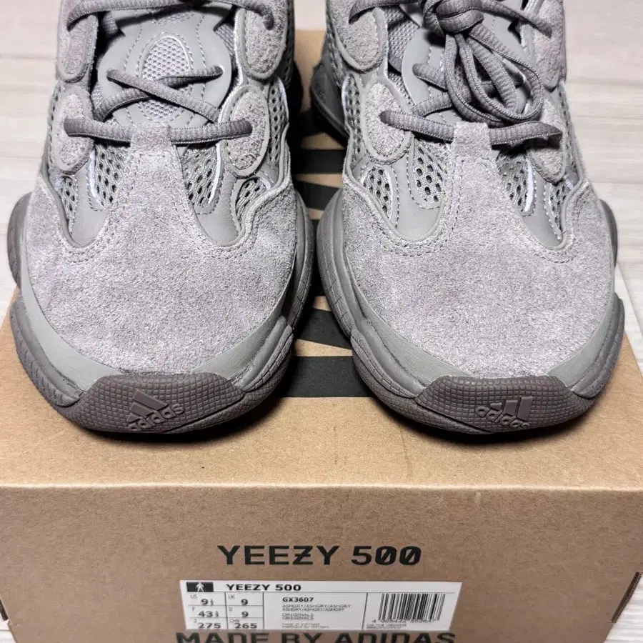 adidas gazelle silver green womens adidas Yeezy 500 Ash Grey