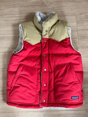 파타고니아 리버서블 다운 베스트 남성 프리 사이즈