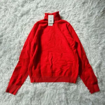 새상품 유니클로 캐시미어100 터틀넥 스웨터 긴팔 오렌지