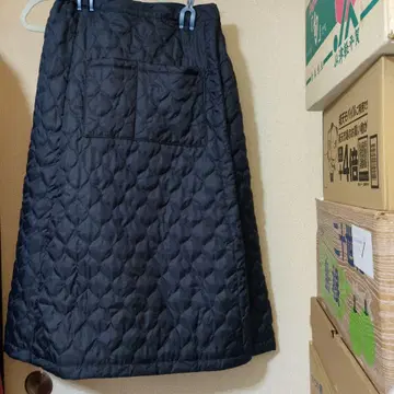 퀼팅 롱 랩 스커트