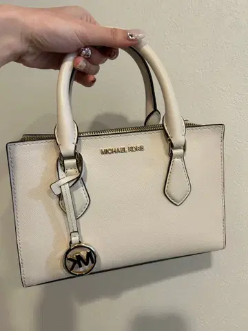 MICHAEL KORS 화이트 핸드백