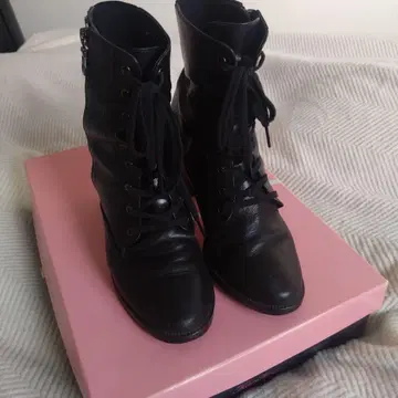 KariAng 가죽 레이스업 부츠