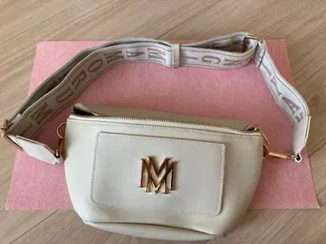 미야노 마모루 ENTERTAINING! 바디백