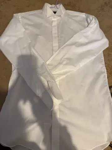 화이트 드레스 셔츠 서스펜더 포함