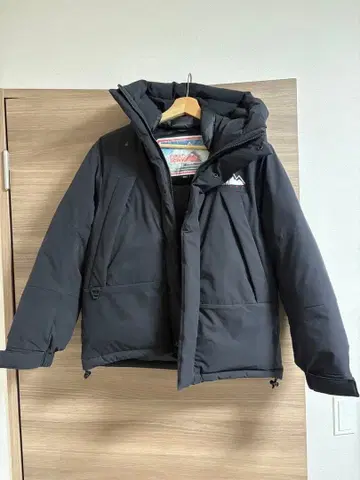 퍼스트 다운 다운 자켓 블랙