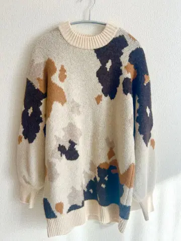 리젝시 니트 원피스 등 트임