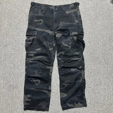 AVIREX 카모플라쥬 카고 팬츠