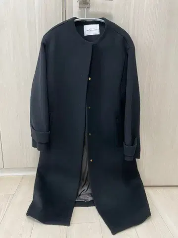 그린 라벨 릴랙싱 숏 비버 노카라 코트