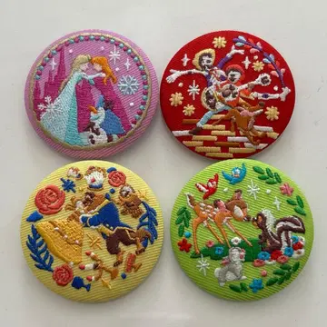 디즈니 자수 캔뱃지 4개 세트