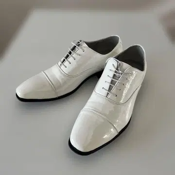 [ 새상품급 ] 브라이덜 화이트 에나멜 신발