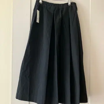 새상품 린넨 코튼 턱 스커트