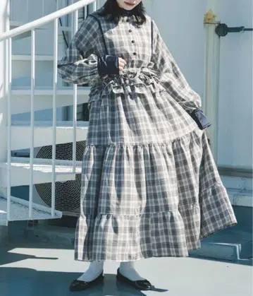 새상품급 kutir 체크 티어드 원피스 네이비 쿠티르와 레트로