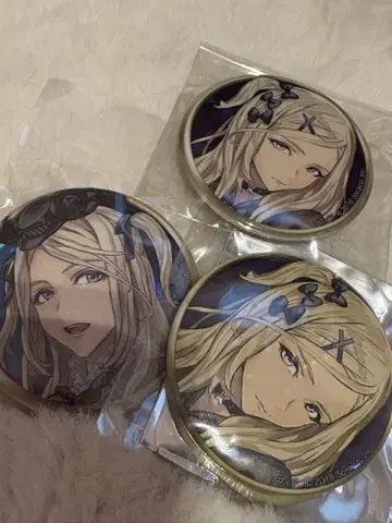 진로우 저지먼트 소피아 캔뱃지