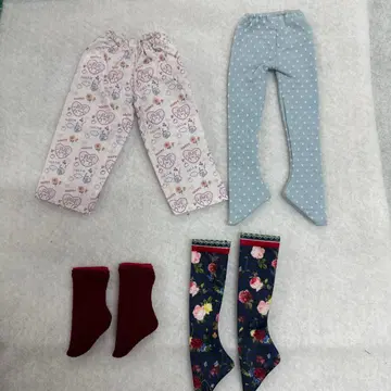 파올라돌 파올라레이나 씨의 4점 세트