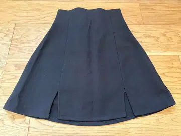 안미르 AnMILLE 밑단 슬릿 백리본 스커트