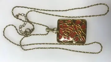 장미 디자인 골드 펜던트 목걸이