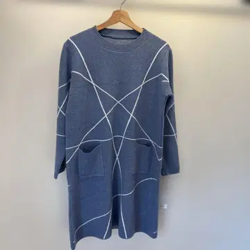 기하학 패턴 블루 니트 원피스