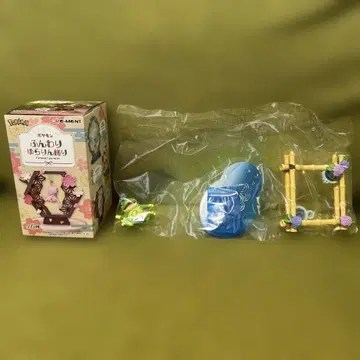 [ 미사용 새상품 ] 포켓몬 포근포근 흔들흔들 장식 2 니드런(암컷)