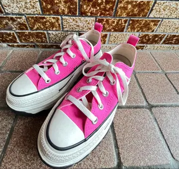 핑크 캔버스 하이컷 스니커즈