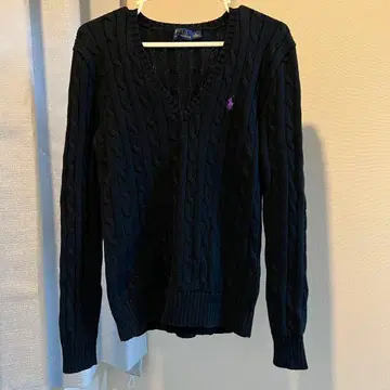 새상품급 랄프 로렌 블랙 V넥 케이블 니트 퍼플 포니