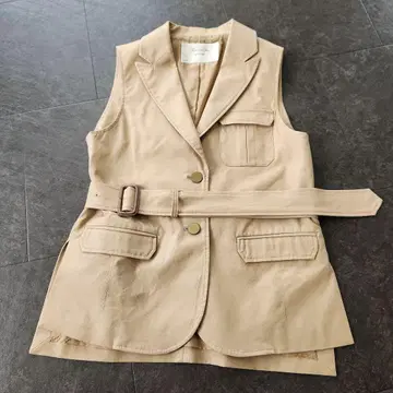 Spick&Span 스픽&스팬 베이지 베스트 벨트 포함