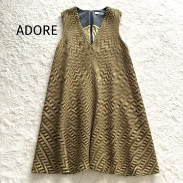 새상품급 ADORE 아도어 울 헤링본 원피스 오버롤 스커트