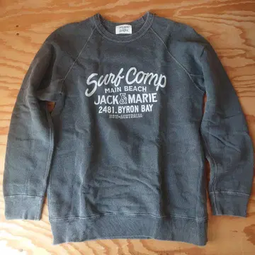 굿온 x JACK & MARIE 맨투맨 M 사이즈