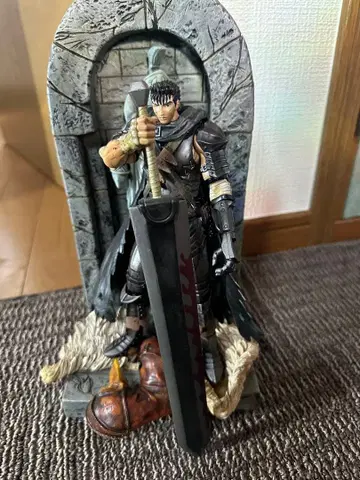 베르세르크 갓츠 피규어