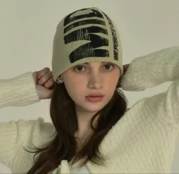 midnight move 미드 비니 베이지 로고 니트 모자