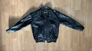 블랙 가죽 자켓 싱글 라이더