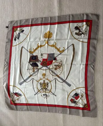 TOMOROWLAND 스카프