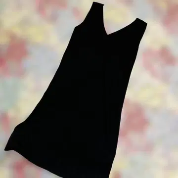 블랙 슬리브리스 니트 원피스