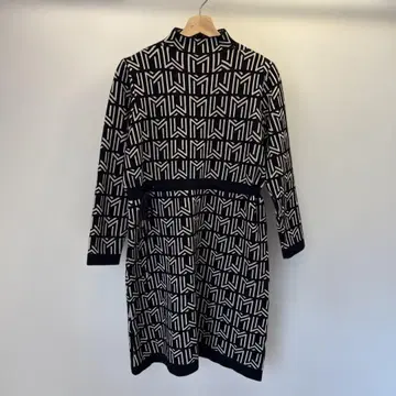 기하학 패턴 니트 원피스 긴팔 블랙