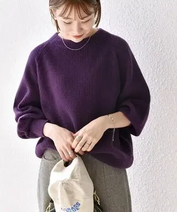 컨디션 최상 정가 1.3만 퍼플 세탁 가능 AQUA 캐시미어 믹스 하이넥