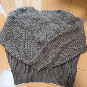그레이 복슬복슬 퍼 니트 스웨터 긴팔