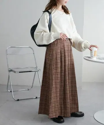 [ discoat ] 플리츠 롱 스커트 모카 체크
