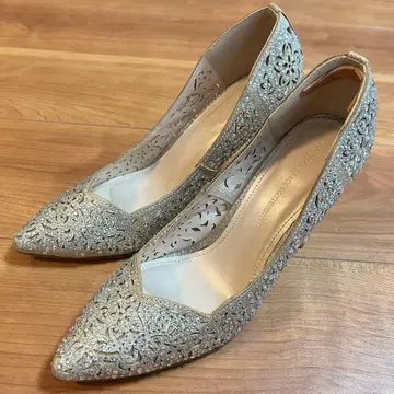 GRACE CONTINENTAL 하이힐 12/24까지 판매 예정