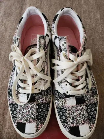 Vans 꽃무늬 체크 스니커즈
