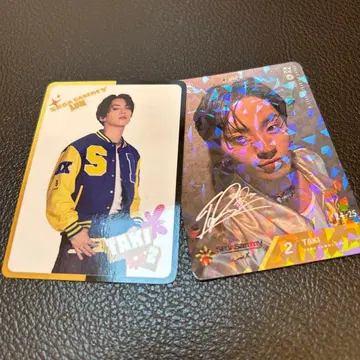 TAKI 사인 포함 홀로그램 트레이딩 카드 노멀 트레이딩 카드 2장 세트