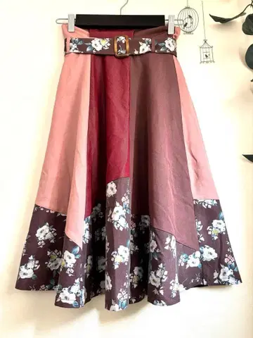 axes femme 액시즈 팜 롱 스커트 꽃무늬 콜라주