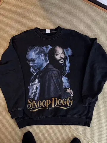 스눕 독 그래픽 맨투맨 M 사이즈