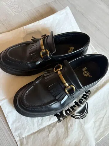 닥터 마틴 블랙 로퍼 4UK