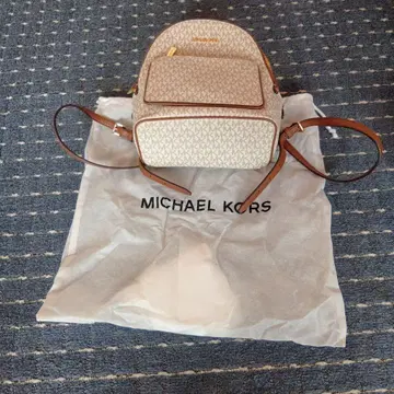 MICHAEL KORS 백팩