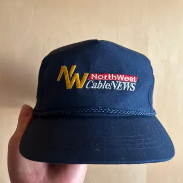 NorthWest Cable News 트래커 캡 네이비